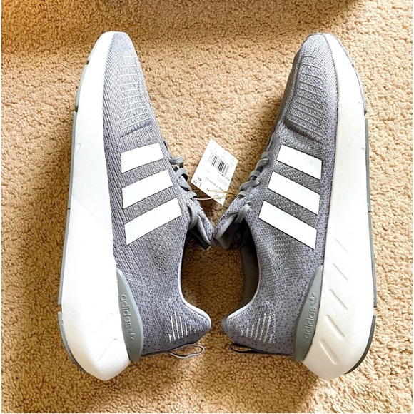 🆕 Adidas Men’s Swift Run 22 Athletic Running Shoes - Picture 6 of 12